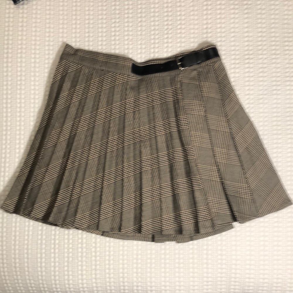 Forever 21 Pleated Skirt